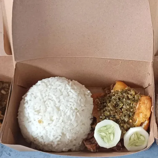 Paket eko Ayam Penyet Cabe hijau